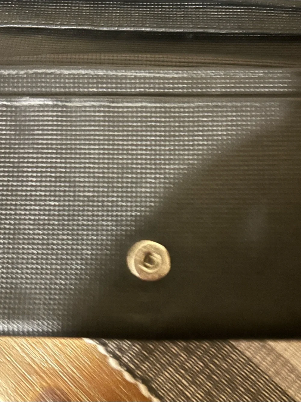 Gucci Black Textured Leather Continental Wallet with Silver-Tone Hardware - Picture 8 of 8